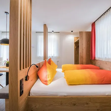 Apartment Kuenz Dolomites App 2 *