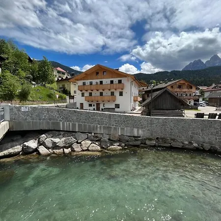 Kuenz Dolomites App 2